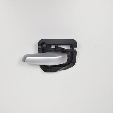 Smart Fortwo 451 Türgriff Innenbestätigung Tür links silber A4517600161