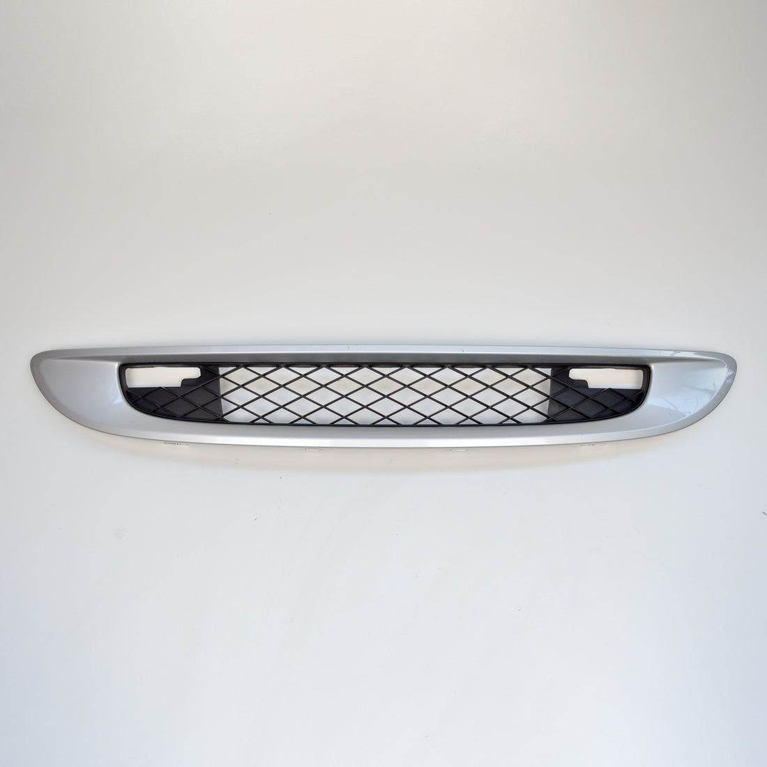 Smart Fortwo 451 Kühlergrill Frontgrill Vorfacelift silber (gebraucht) A4518880015C50L