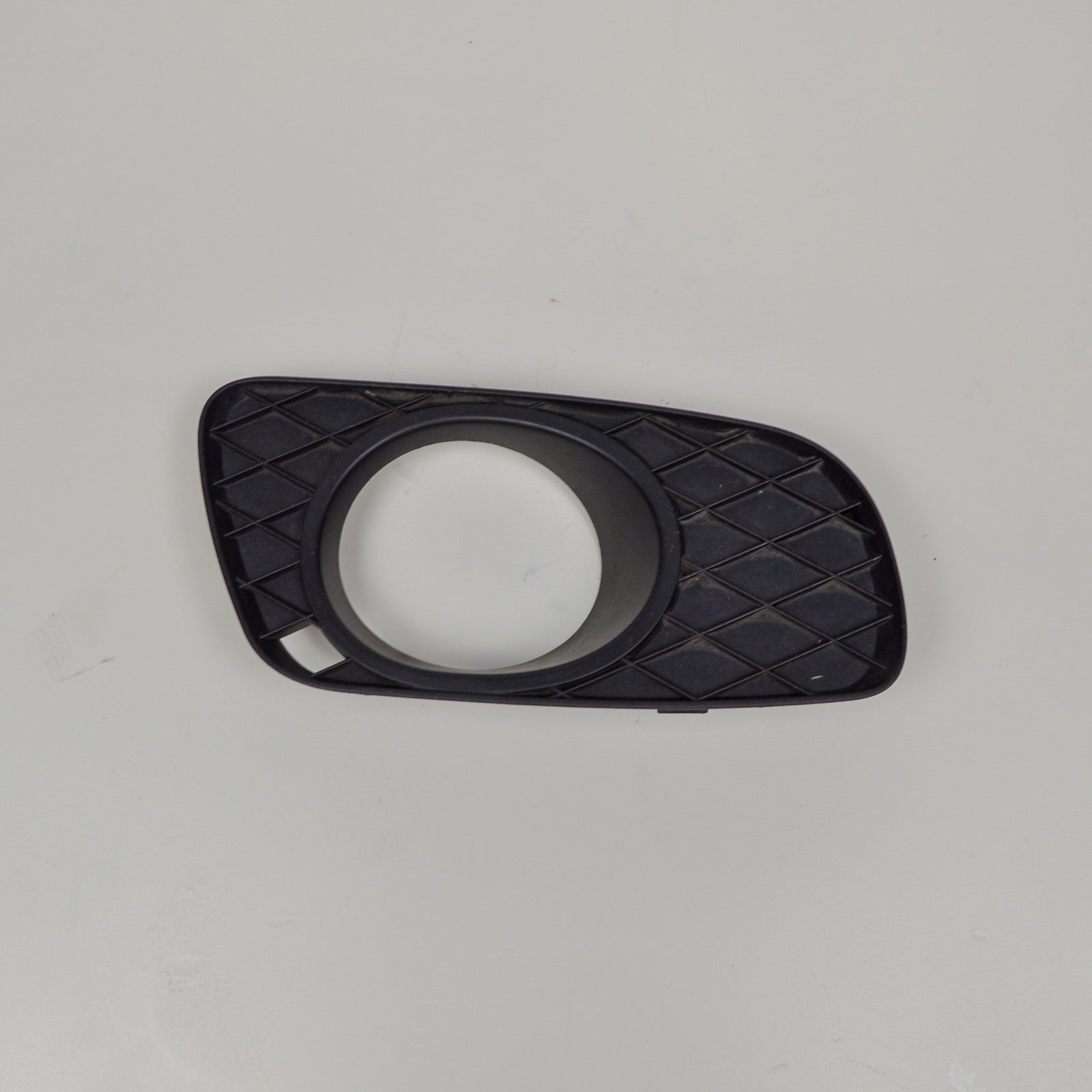 Smart Fortwo 451 fog light cover right with cutout, (used) A4518261218