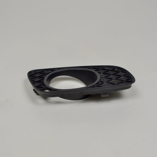 Smart Fortwo 451 fog light cover on the right with cut-out, (used) A4518261218