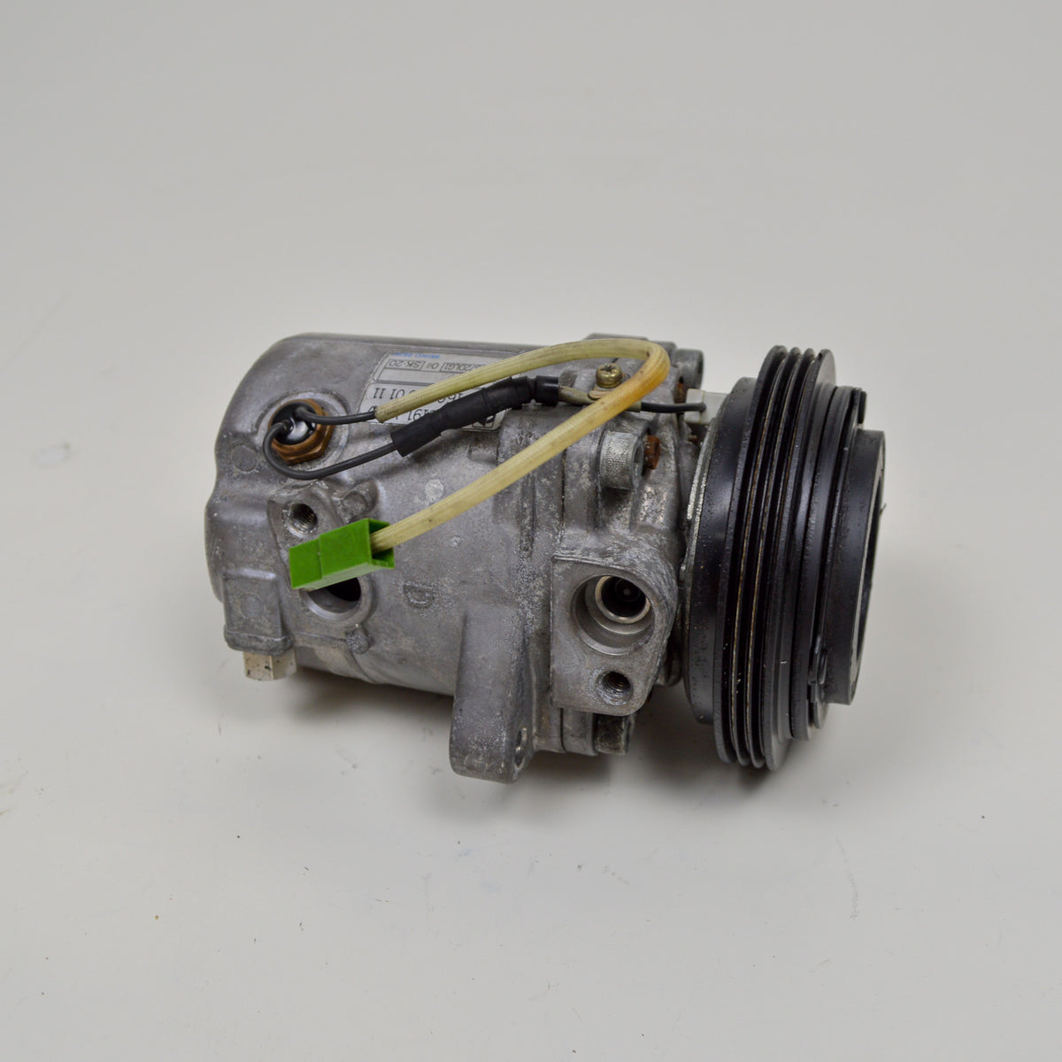 Smart Fortwo 450 air conditioning compressor air conditioning pump A1602300111 (used)